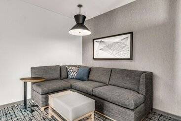 هتل Hyatt Place Colorado Springs Downtown