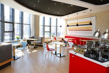هتل Ibis Harbin West Railway Station Wanda Plaza