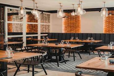 هتل Mercure Krakow Fabryczna City