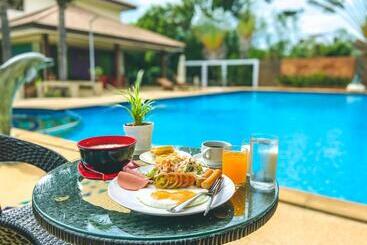 هتل Muak Lek Forest Resort