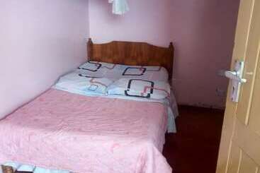 هتل Paramount Guest House