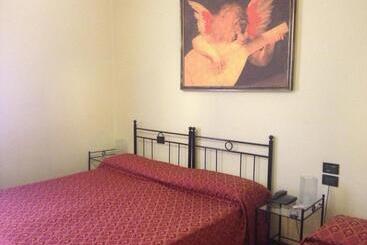 پانسیون Guesthouse Alloggi Agli Artisti