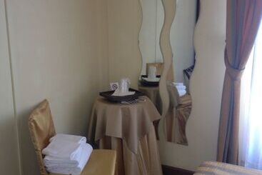 پانسیون Guesthouse Alloggi Agli Artisti