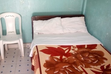 پانسیون Othaya Annex Lodge