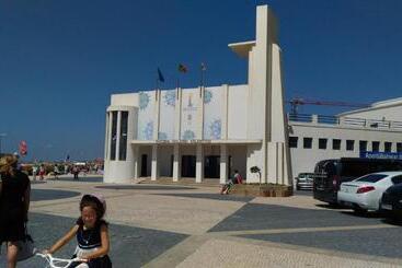 پانسیون Why Not Guest House Espinho