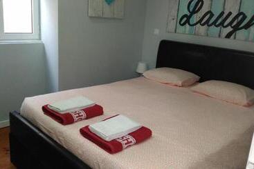 پانسیون Why Not  Guest House Espinho