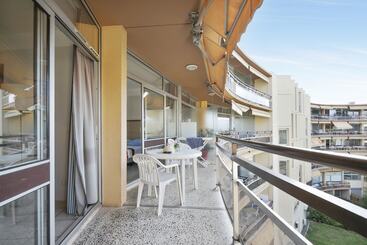 P&v Residence Saint Laurent Du Var