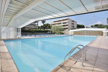 P&v Residence Saint Laurent Du Var