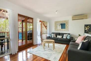 Stylish 3bd Family Home In Leafy Paddington