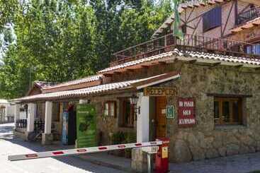 هتل Camping Bungalows Rio Jerte