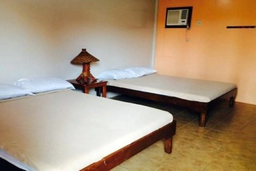 هتل Canoe Beach Resort