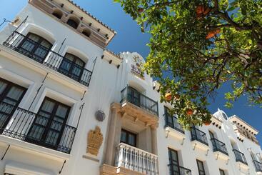 Hotelli El Pilar Andalucia
