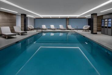 هتل Four Points By Sheraton Flushing