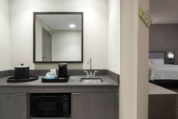 هتل Hampton Inn & Suites St. Charles Old Town Area