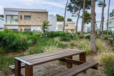 هتل Radisson Blu Resort Al Hoceima