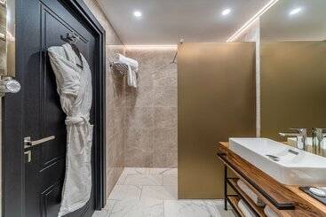 Kravt Nevsky Hotel And Spa - Saint Petersburg