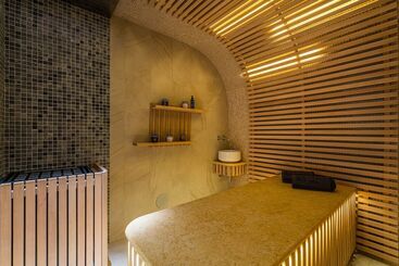 Kravt Nevsky Hotel And Spa