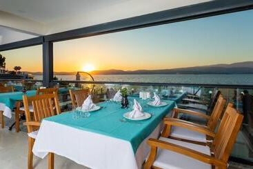 Gulluk Yalı Boutique Otel