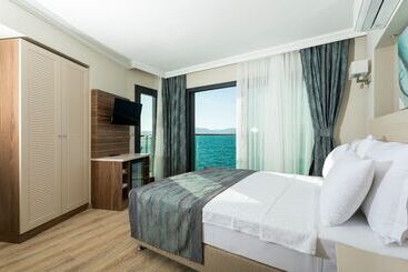 Gulluk Yalı Boutique Otel