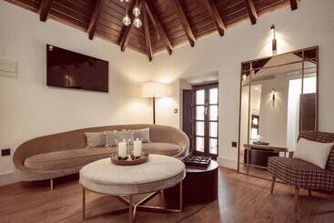 هتل Maison Ardois La Ciudadela Marbella