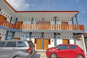 Szálloda Spot On 90577 Griya Afifah Syariah