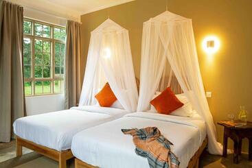 هتل The Safari House