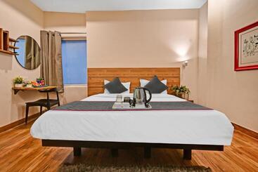 هتل Townhouse 453 Malviya Nagar