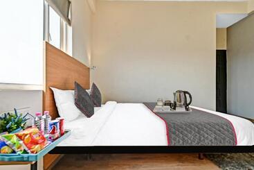 هتل Townhouse 453 Malviya Nagar