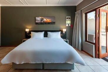 هتل Upington Inn