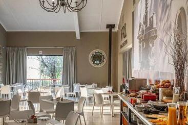 هتل Upington Inn