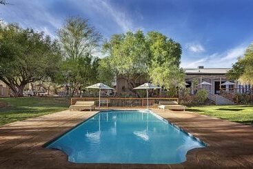 هتل Upington Inn