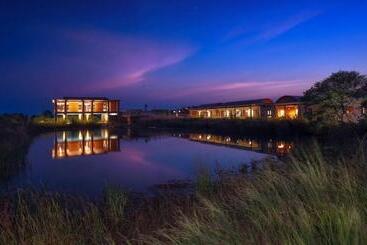 هتل Wagoba Eco Lodge , Tadoba