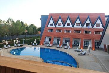 בית מלון כפרי Zephyr Ifrane