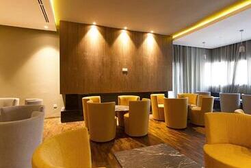 هتل Zephyr Ifrane