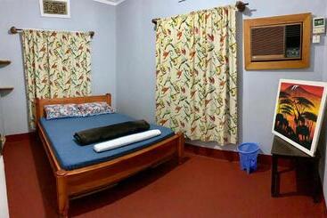 Pazuri Hostel