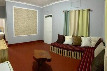 Pazuri Hostel