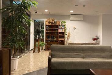 Pensiune J Hoppers Beppu Guesthouse ジェイホッパーズ別府ゲストハウス