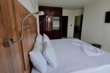 Zahira Hotel Melgar