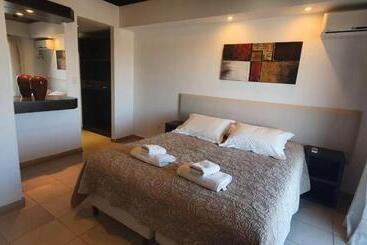 هتل Ernestina Village Resort Apart & Suites