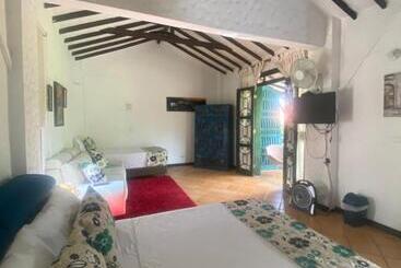 هتل Villa Juana