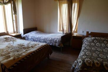 پانسیون Chazhashi Guesthouse