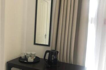 پانسیون Spring Acres Guesthouse