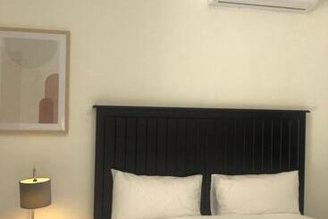 پانسیون Spring Acres Guesthouse