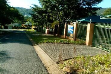پانسیون Spring Acres Guesthouse