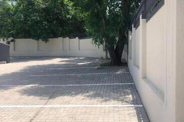 پانسیون Spring Acres Guesthouse