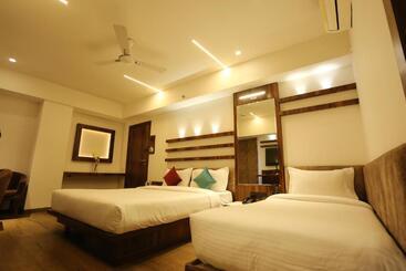 هتل Alba Premier, Indore