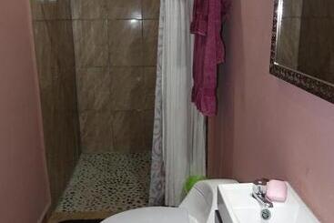 هتل Bungalows Casa Blanca