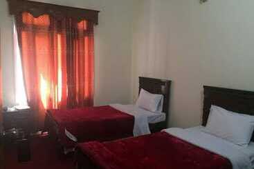 هتل Gilgit Embassy Lodge