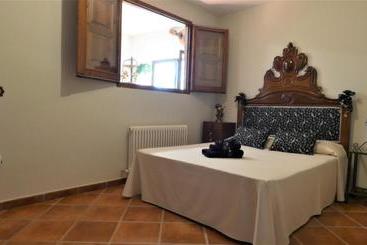 فندق La Posada Del Isabena