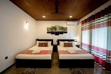 هتل Mihisara Resort